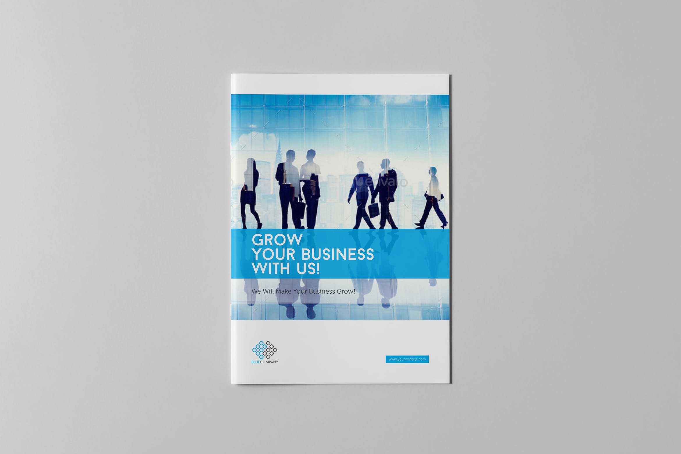 蓝色背景信息科技公司企业画册设计模板 Blue Corporate Brochure插图