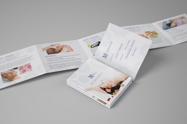 方形迷你折页宣传册样机V2 Square Mini Brochure Seven Panel Mockups 02插图(1)