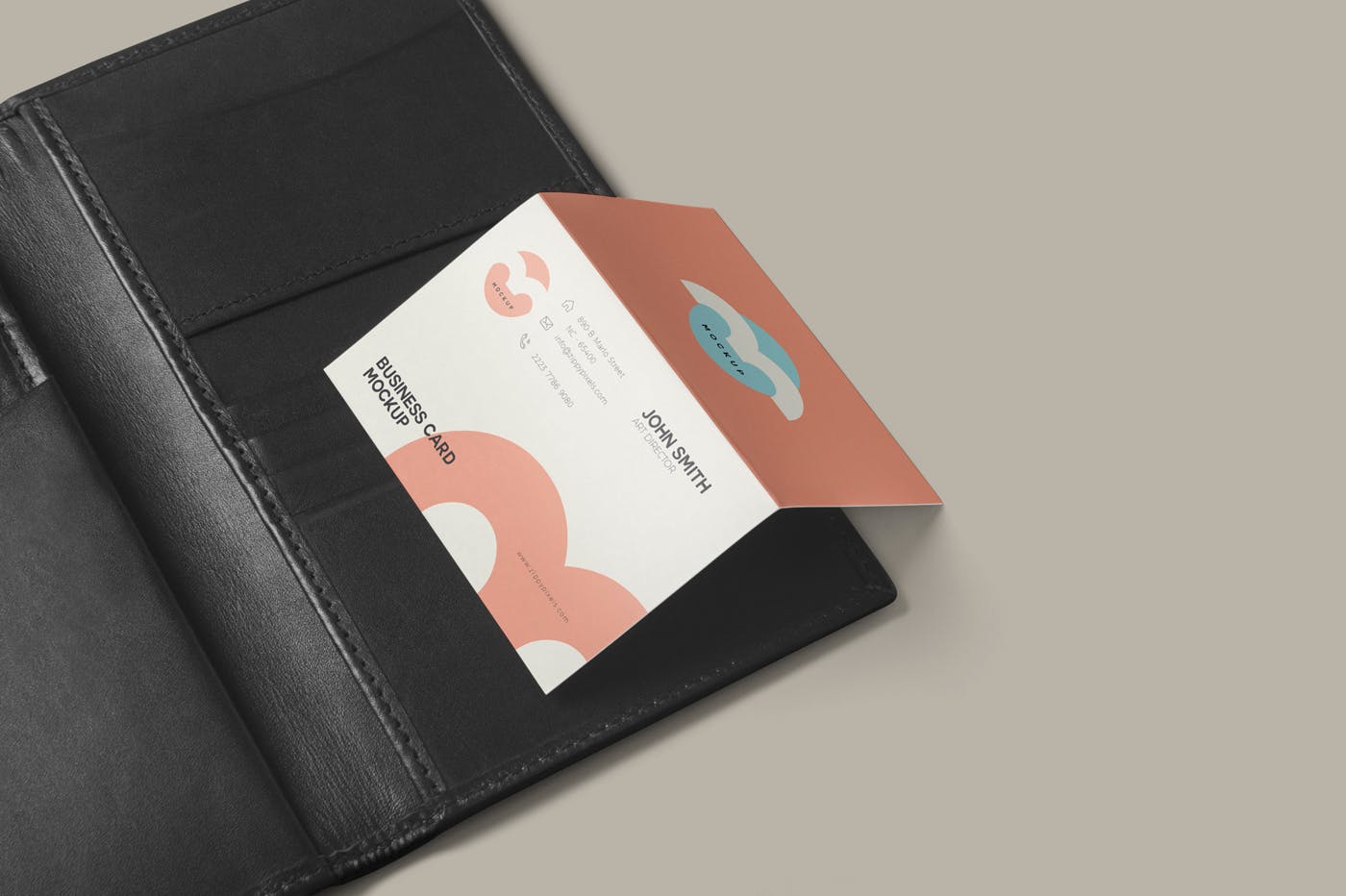 折叠式名片设计效果图样机PSD模板 Two Fold Business Card Mockups插图(1)