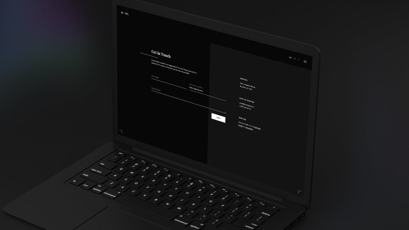 黑色超级笔记本屏幕预览样机模板 Black Laptop Mockup插图(12)