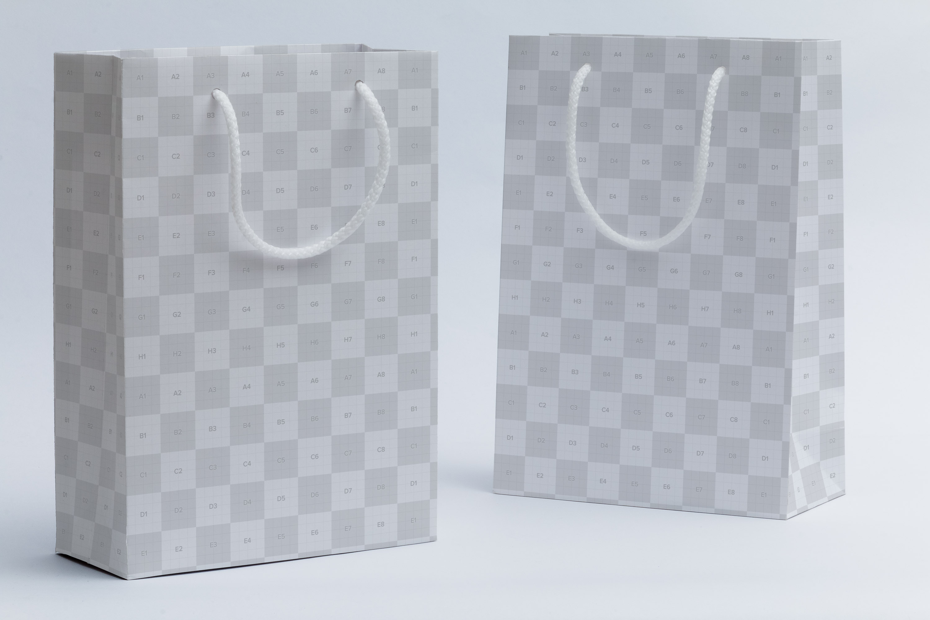 品牌购物袋购物纸袋定制设计效果图样机05 Shopping Bag Mockup 05插图(1)