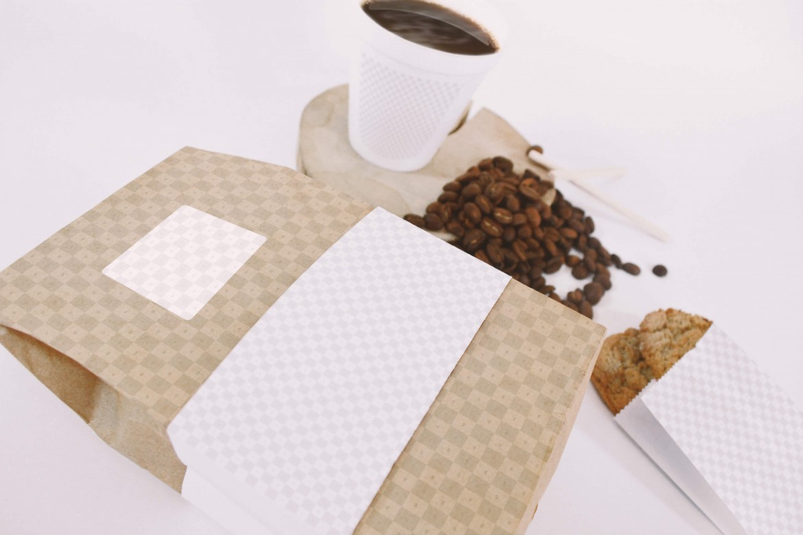 08-coffee-bag-and-cup-mockup-perspective-top-view-uv-1170x780
