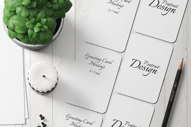 圆角贺卡卡片样机模板 7×5 Rounded Corners Greeting Card Mockup Set 1插图(8)