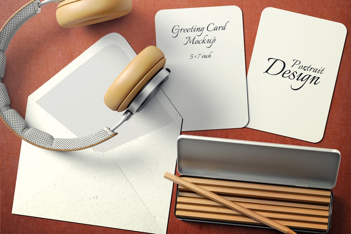 圆角贺卡卡片样机模板 7×5 Rounded Corners Greeting Card Mockup Set 1插图