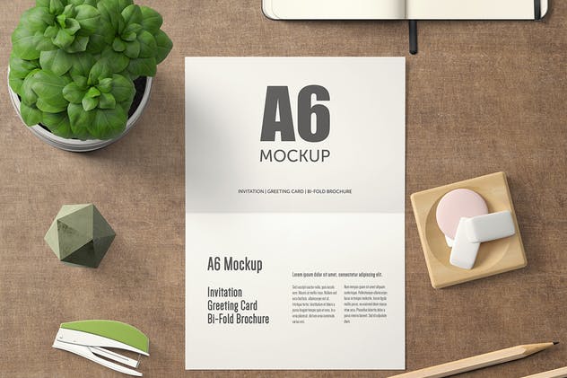 A6横向双折页贺卡/请柬样机套装V1 A6 Landscape Bi-Fold Greeting Card Mockup – Set 1插图(1)
