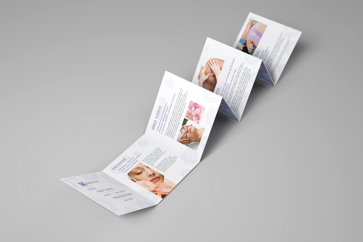 方形迷你折页宣传册样机V2 Square Mini Brochure Seven Panel Mockups 02插图