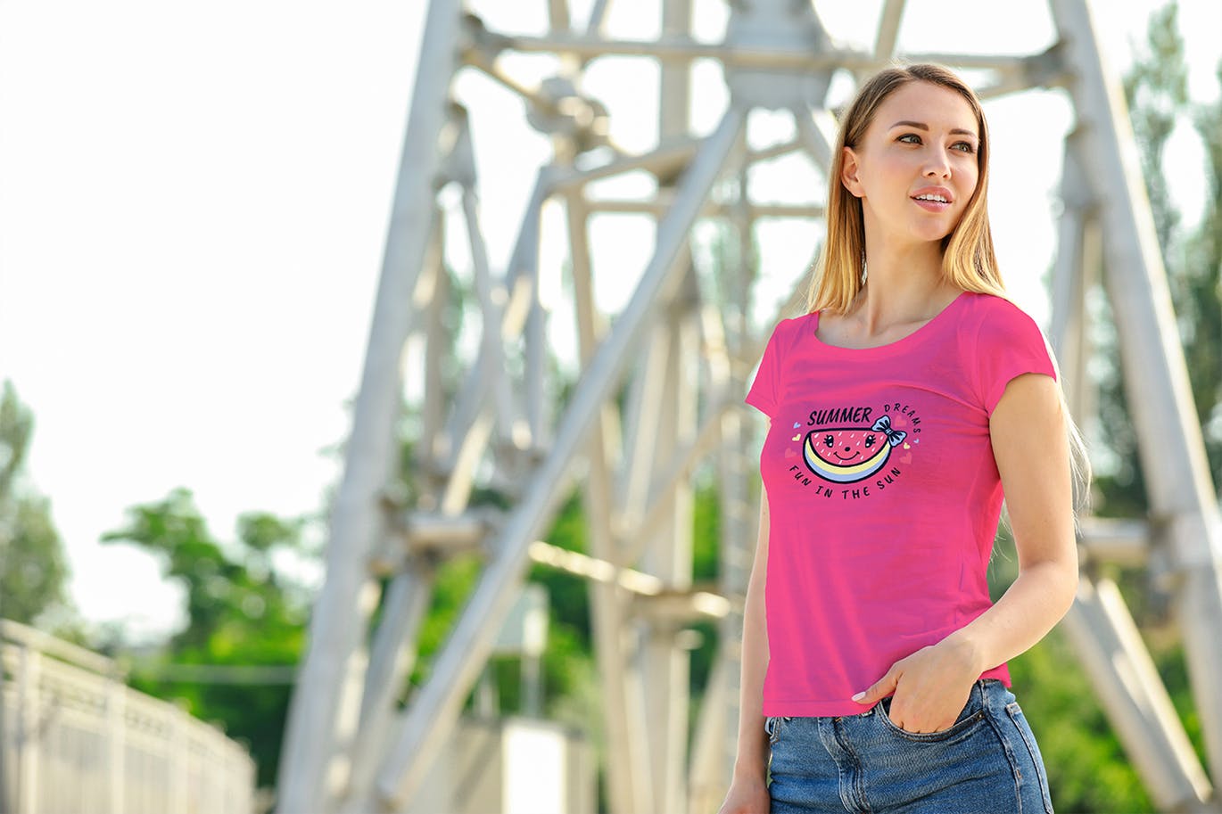 女士T恤服装设计模特上身效果图样机合集 Female T-Shirt Mockup Collection插图(1)