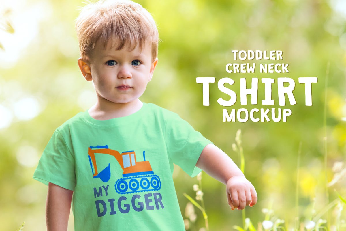 童装男童圆领T恤服装样机模板 Toddler Boy Crew Neck T-shirt Mock-up插图