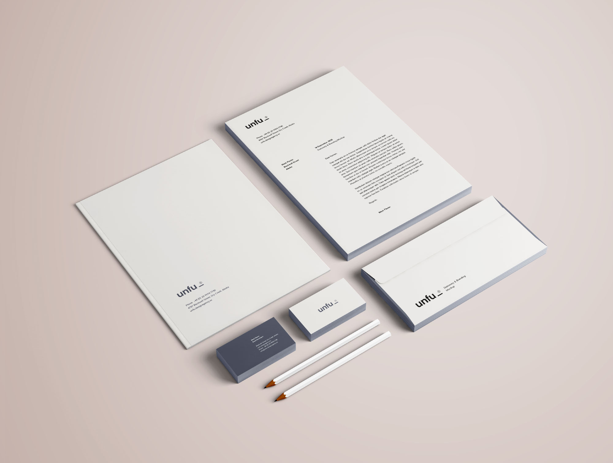 高端品牌VI设计办公用品预览样机PSD模板 Full Branding & Identity Mockup PSD插图(1)