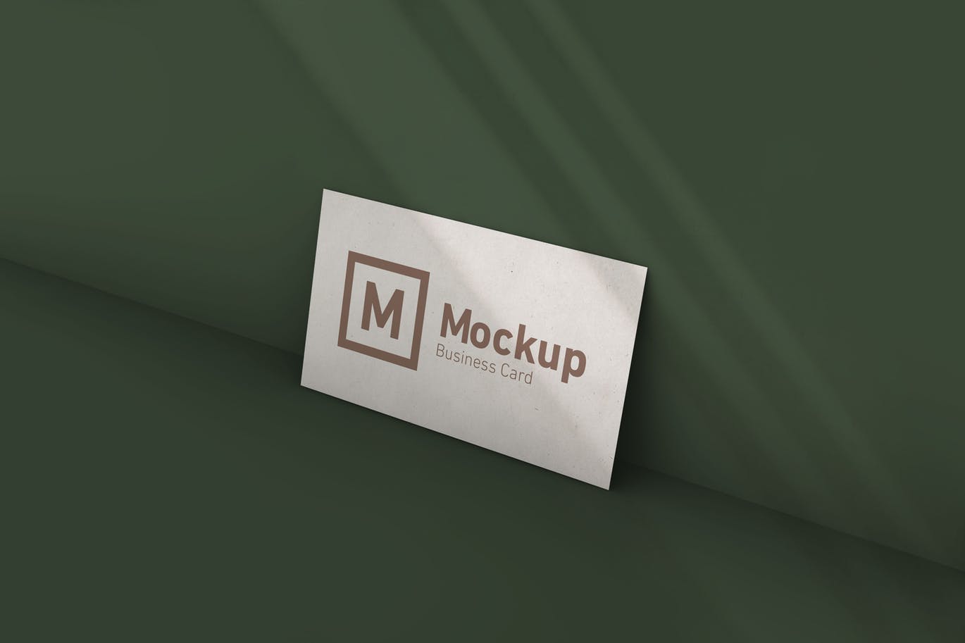 企业名片设计阴影效果样机模板 Business Card Mockup With Shadow插图