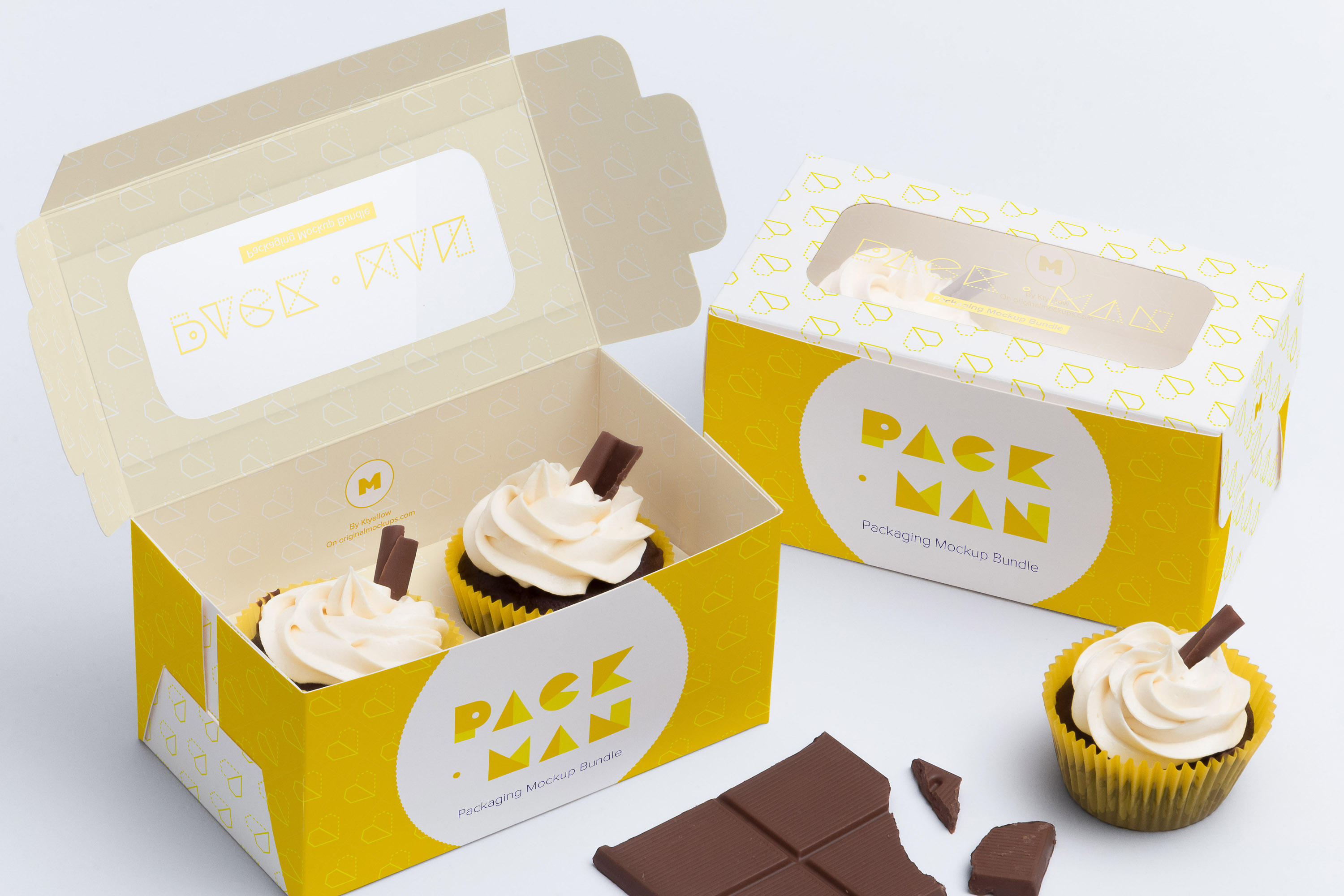 两只装纸杯蛋糕包装盒设计效果图样机01 Two Cupcake Box Mockup 01插图
