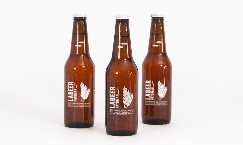 啤酒酒瓶外观设计样机模板 Beer Bottle Mockup