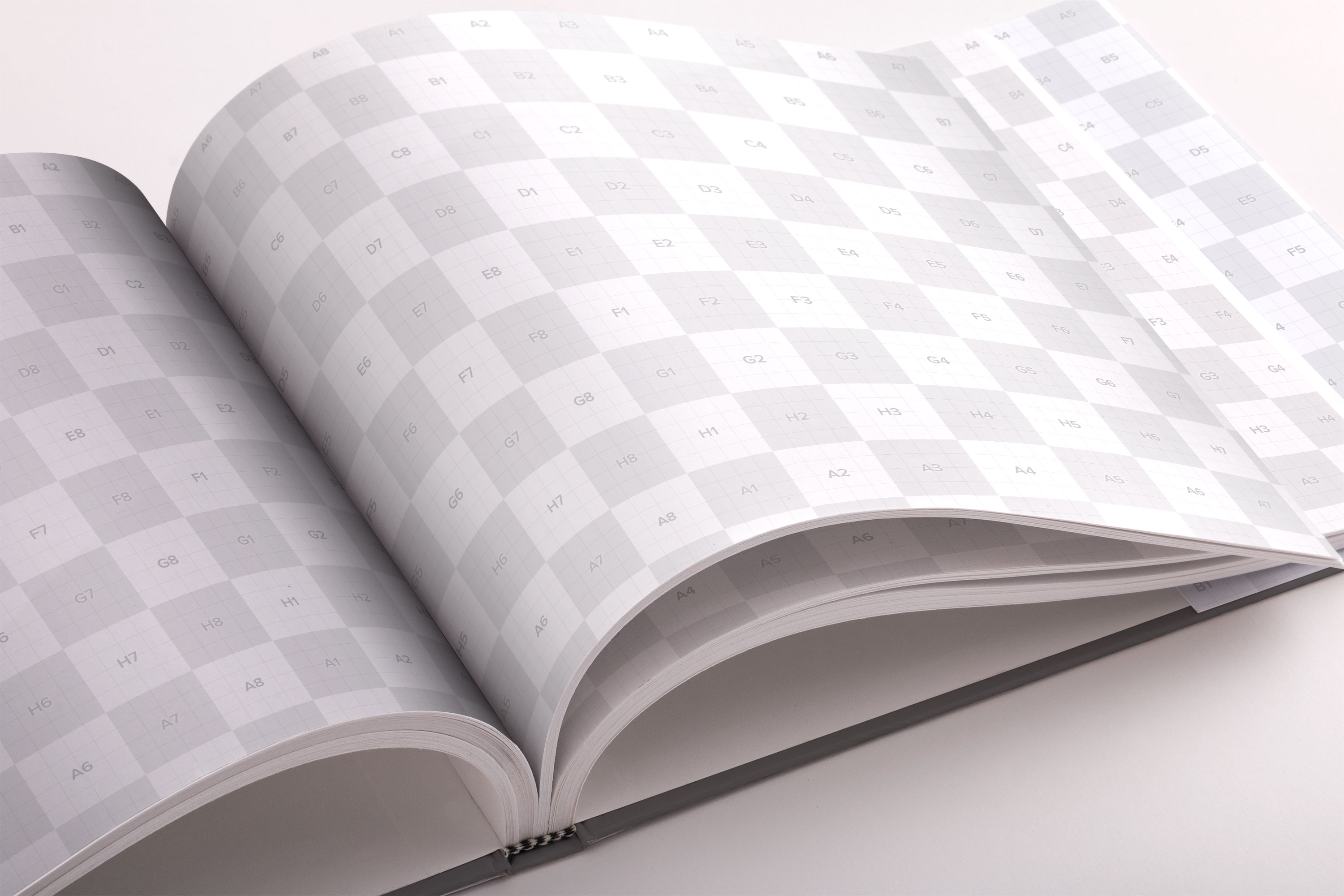 标准精装画册/图书内页版式设计PSD样机03 Hardcover Standard Landscape Book PSD Mockup 03插图(1)