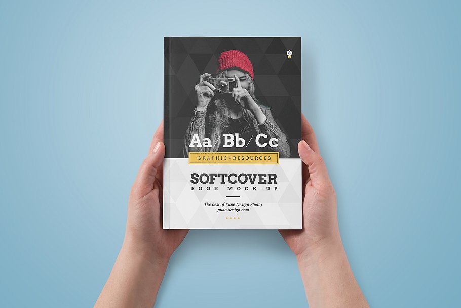 软封面书籍样机 Softcover Edition / Book Mock-Up插图1