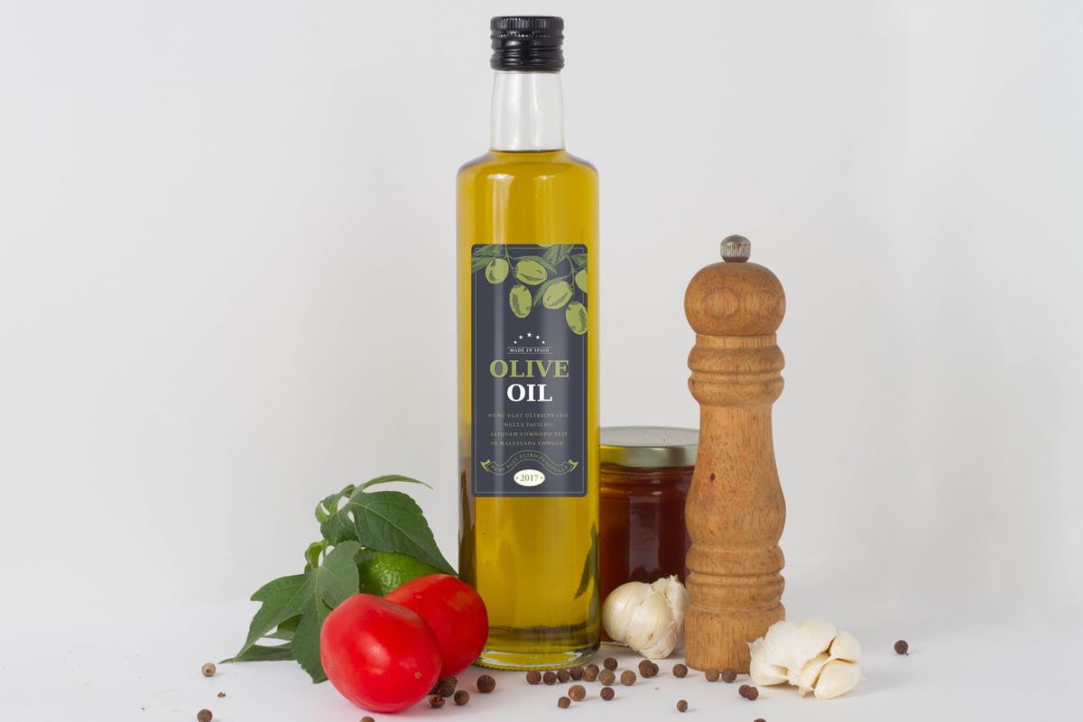 食用橄榄油瓶样机展示模板 Olive oil Bottle Mock Up插图