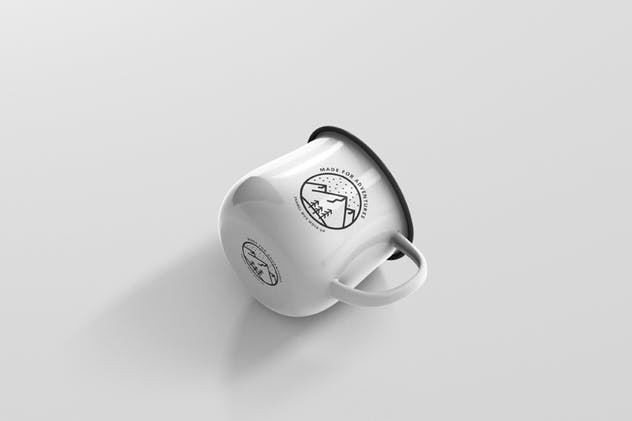 高分辨率圆形珐琅杯子样机 Round Enamel Mug Mockup插图(9)