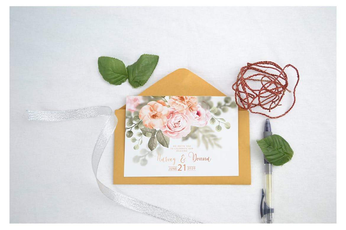 婚礼邀请函设计效果图样机第一素材精选模板v3 Beautiful Realistic Wedding Invitation Mockup V3插图(4)