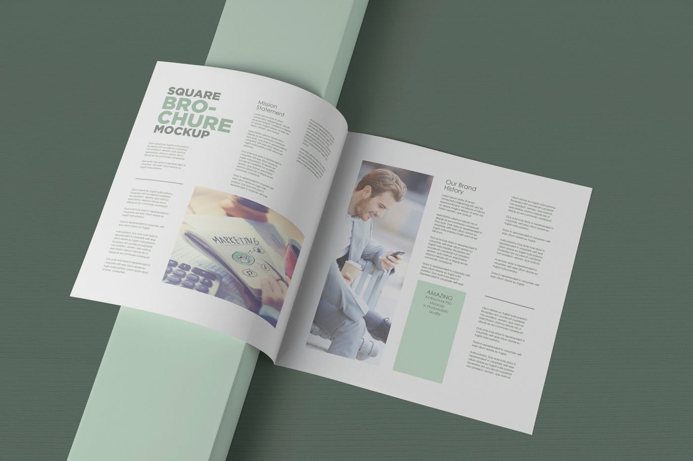 方形对折页宣传手册设计效果图样机蚂蚁素材精选 Square Bifold Brochure Mockups插图(2)
