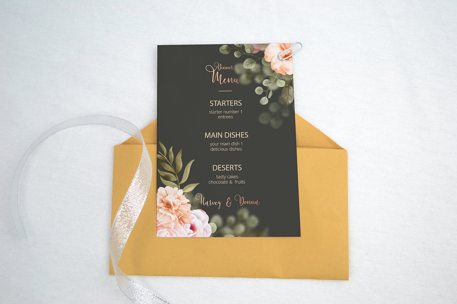 婚礼邀请函设计效果图样机第一素材精选模板v2 Realistic Wedding Invitation Card Mockup V2插图(2)
