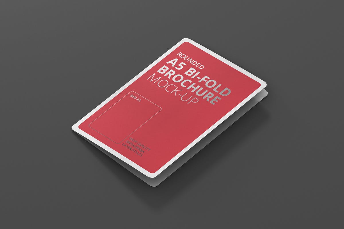 A5尺寸圆角双折页宣传册设计效果图样机第一素材精选 A5 Bi-Fold Brochure Mock-Up – Round Corner插图