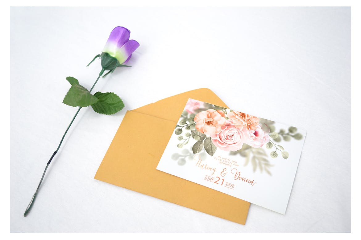 婚礼邀请函设计效果图样机蚂蚁素材精选模板v1 Realistic Wedding Invitation Card Mockup插图(2)
