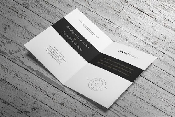 邀请函/贺卡样机模板 Invitation / Greeting Card Mock-Up