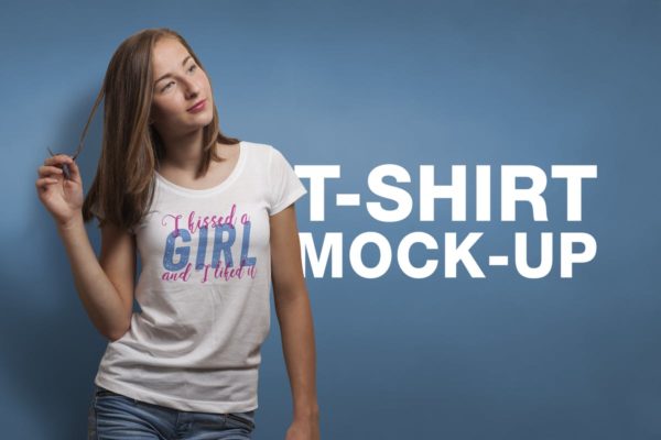 女模特时尚圆领T恤服装样机 Crew Neck T-shirt Mock-up Female Version缩略图 女模特时尚圆领T恤服装样机 Crew Neck T-shirt Mock-up Female Version