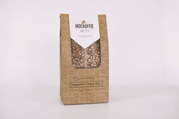 带透视窗口的咖啡豆包装袋设计样机模板 Coffee Bag Mockup With Transparent Window缩略图 带透视窗口的咖啡豆包装袋设计样机模板 Coffee Bag Mockup With Transparent Window