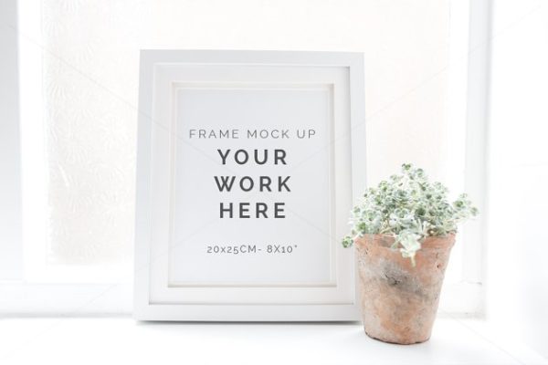 现代白色相框画框样机 Styled white frame mock up – 9600