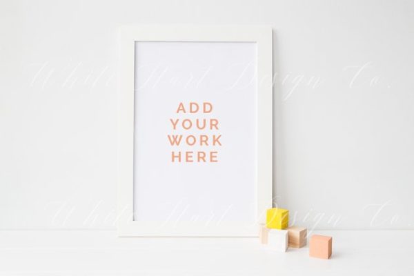 A4规格相框相片PS样机模板 Frame mockup – A4 – Psd included