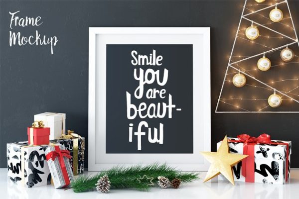 圣诞节主题气氛相框样机 Frame Mockup (Christmas)