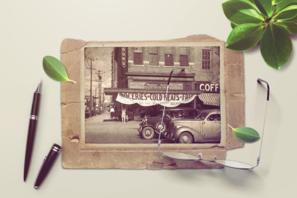 复古残旧相框样机 Vintage Photo Mockups