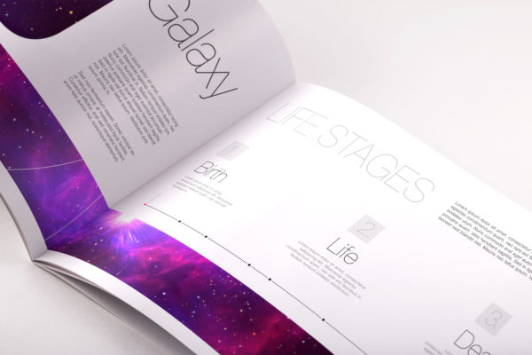 软封面产品目录内页设计PSD样机05 Softcover Landscape Catalog PSD Mockup 05