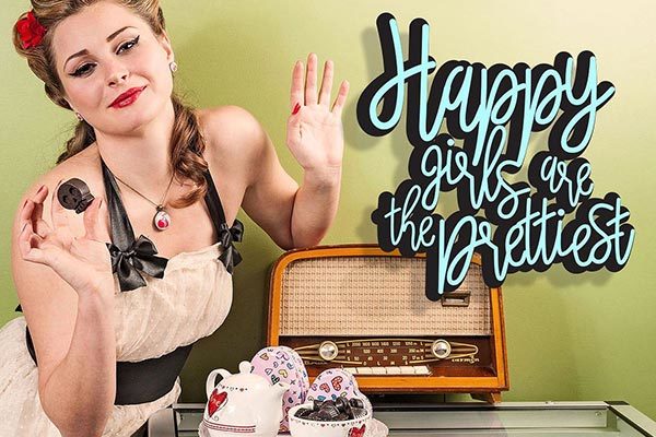 时尚高端复古质感的Wanda Script万达英文创意字体精选