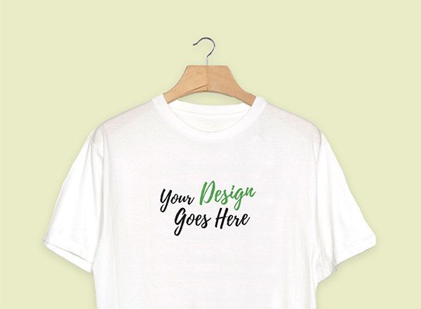 极易使用的免费T-Shirt Mockup