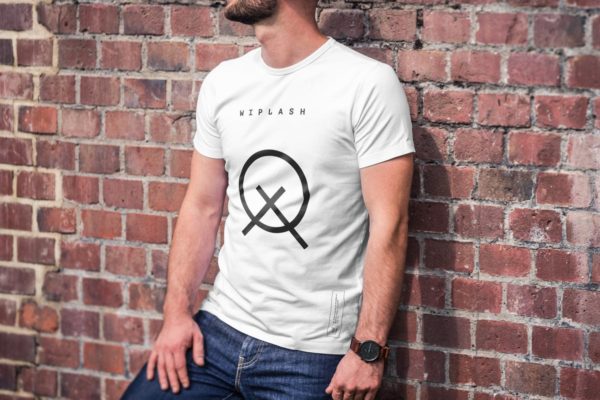 欧美模特T恤上身效果样机设计模板素材4 T-Shirt Mock-up 4