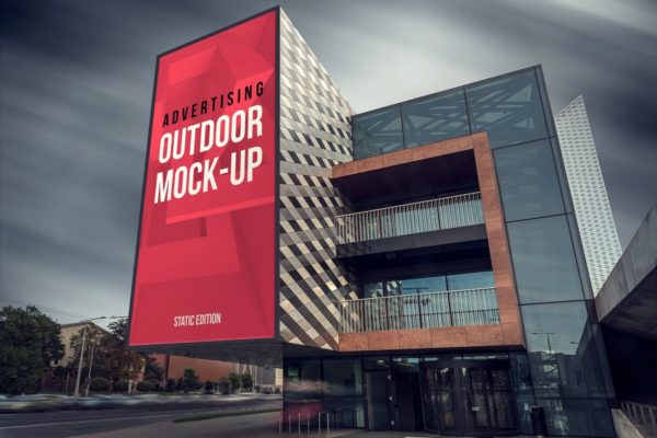 户外巨型广告海报动态样机设计模板素材 Animated Outdoor Advertising Mockups