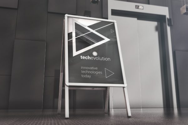 办公室大厅广告牌木架海报张贴效果图样机素材设计模板素材 Office Hall Advertising Mockup