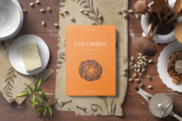 西式食谱厨房场景样机设计模板 Cook Book Mockup – Kitchen Set