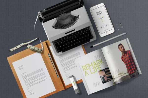 高级办公用品场景样机设计模板生成器 Open Magazine Mockup Scenes