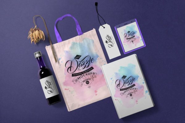 泼溅水彩风格品牌VI展示场景样机设计模板 Tote Bag Mockup Scenes