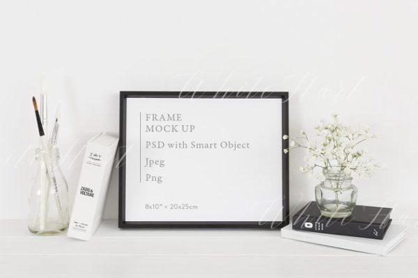 书桌场景照片相框样机设计模板素材 8×10" landscape frame mock up