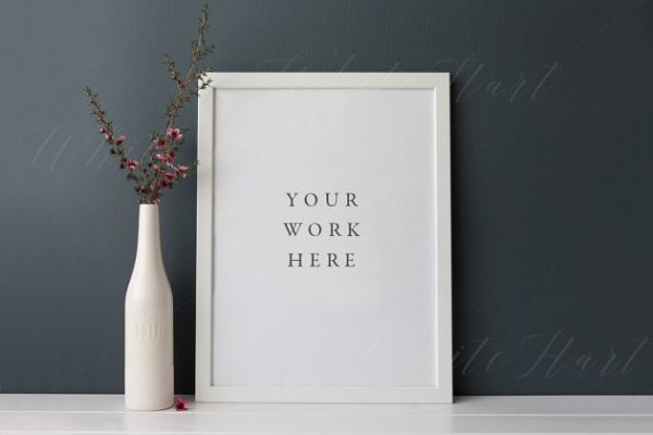 30×40暗色背景画册相框样机设计模板素材 30×40 dark background frame mock up