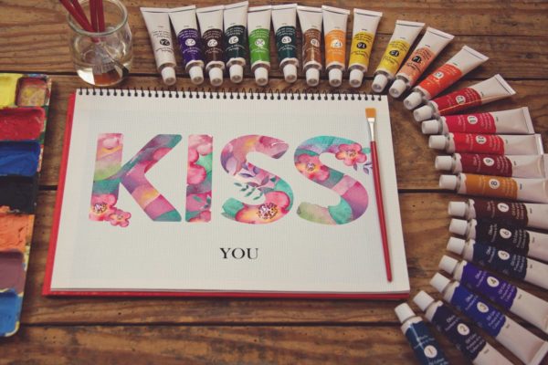 画室创作场景网格笔记本样机设计模板素材v6 Graph Paper Notebook Paint Scene