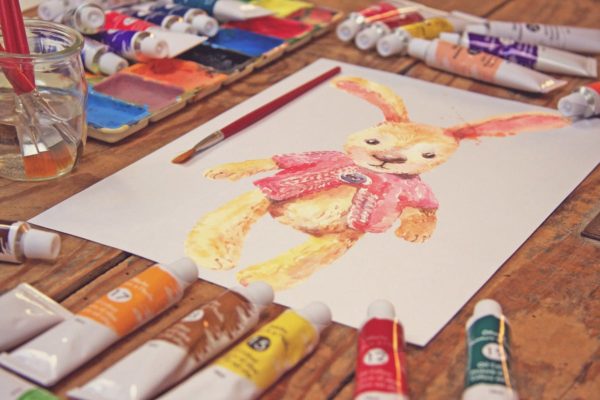 画室创作场景画纸样机设计模板素材v2 Paper & Brush