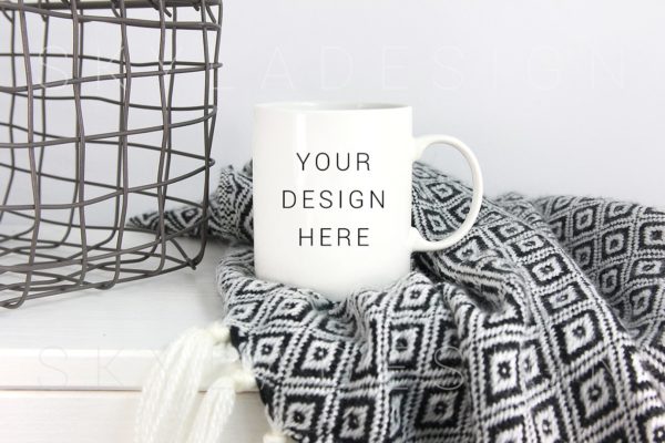 白色咖啡杯马克杯样机素材 Mug mockup, white coffee lifestyle