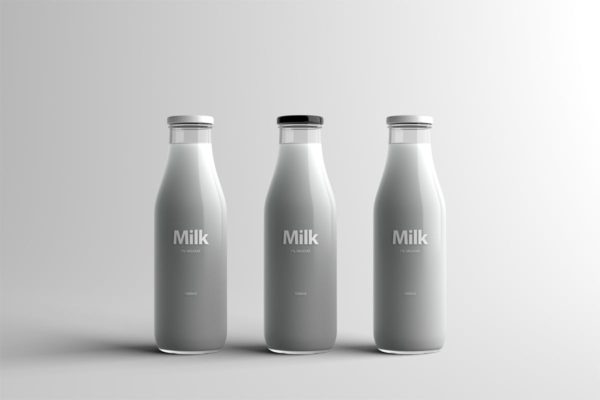 玻璃牛奶瓶牛奶品牌Logo设计展示样机素材模板 Milk Bottle Packaging Mock-Up