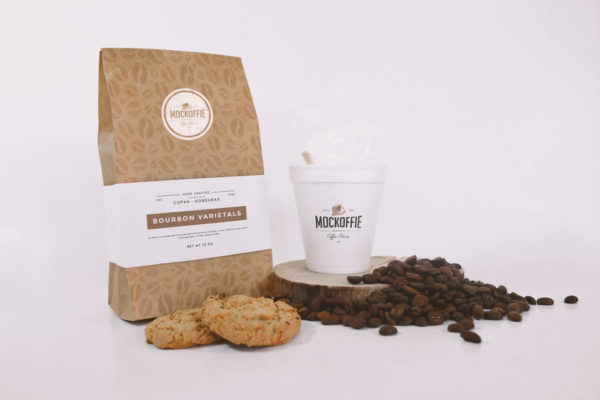 咖啡豆包装麻袋&咖啡纸杯品牌VI设计样机素材模板 Coffee Bag and Cup Mockup With Cookies
