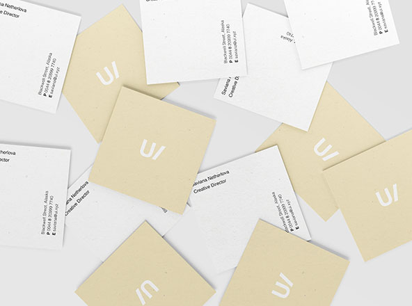 方形企业名片设计堆叠效果图样机素材PSD模板 Square Business Cards Mockup (PSD)