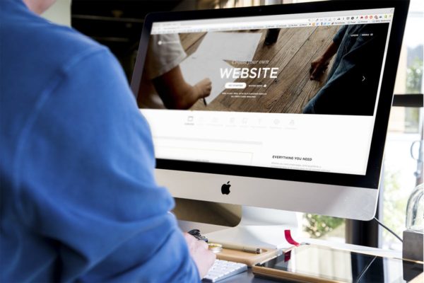 iMac一体机网站UI设计展示样机模板素材 iMac Screen Display Mock-Up